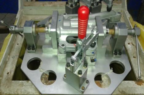 Manual Leak Testing Fixture